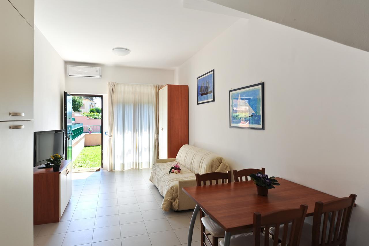 Ferienwohnung La Perla Del Tirreno Santa Severa Exterior foto